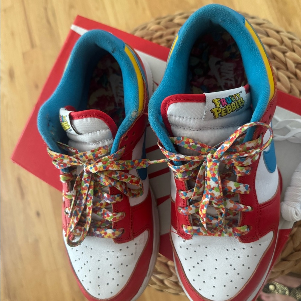 LeBron Nike Dunks Fruity Pebbles size 7y